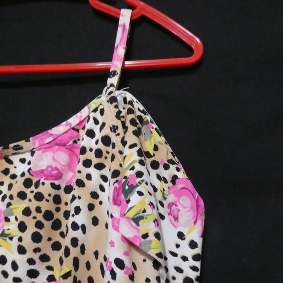 BETSEY JOHNSON | size 7/8 | Floral One Piece Swimsuit | Ruffle Trim Top - Picture 13 of 16
